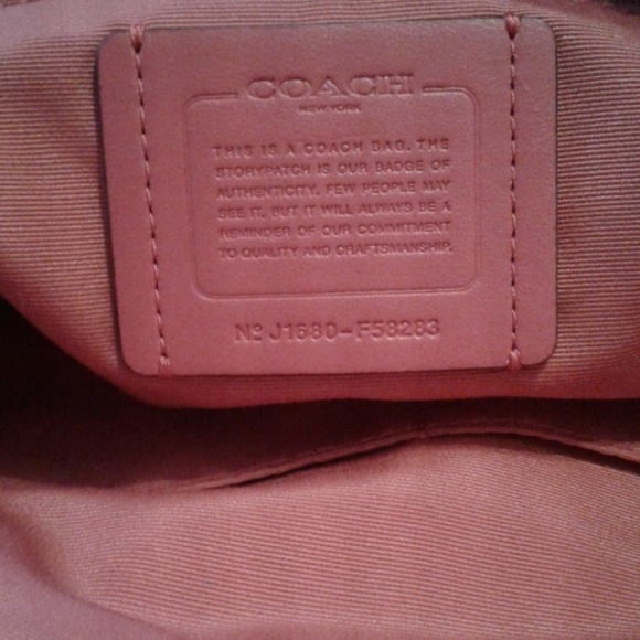 Coach cross shoulder purse - Picture 4 of 4